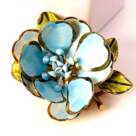 COROCRAFT Vintage Flower Brooch Pin Enamel Gold Tone Signed - Picture 1 of 5